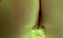 Hemmagjord video av Reece Marie och Judy som twerkar i duschen