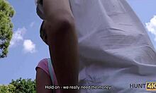Аматьор гледа как приятелката му Шани Райън получава пари за секс