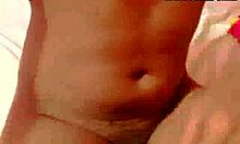 Webcam amatir mendapat isiannya dari tortu dalam obrolan seks langsung yang menarik ini